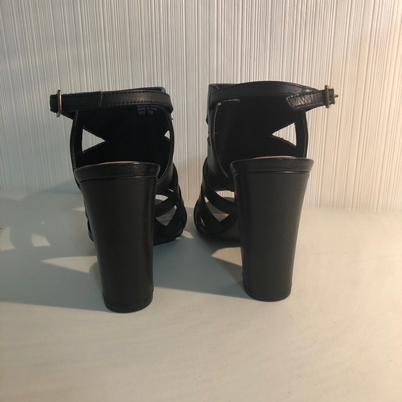 Audrey Brooke heels - Picture 4 of 8